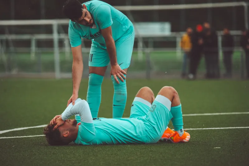 L'absence comme blessure invisible : ce que vivent les champions contraints de regarder les Mondiaux depuis les tribunes